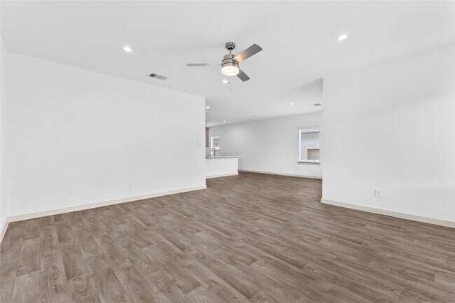 Building Photo - 2905 Highgate Hill Ln