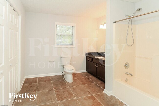 Building Photo - 73 Brandon Woods Cir