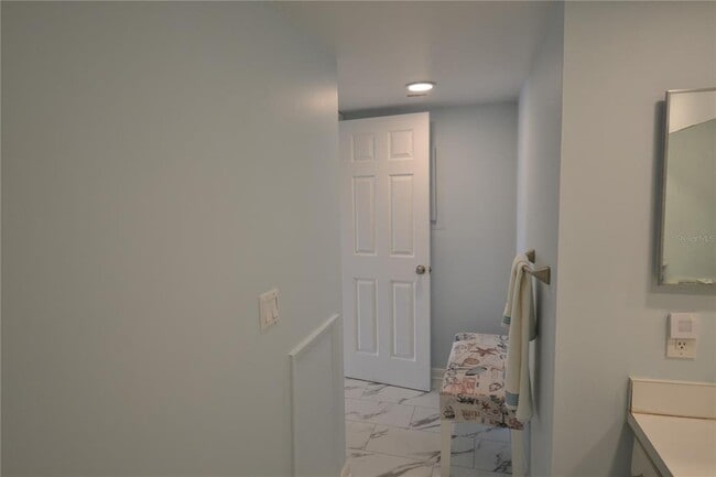 Building Photo - 238 Mariner Dr
