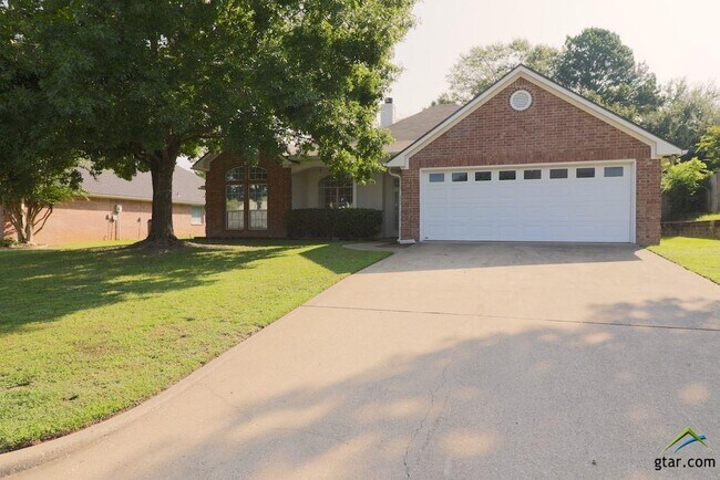 Building Photo - 16801 Lafayette Dr