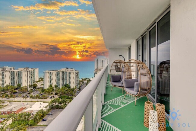Building Photo - 4010 S Ocean Dr