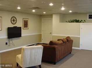 Building Photo - 5353 Columbia Pike