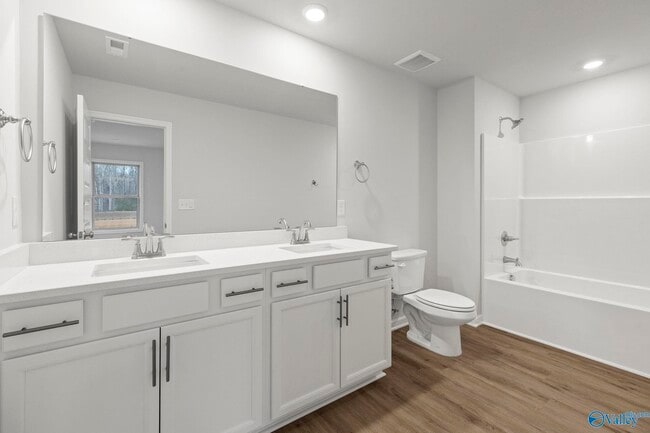 Building Photo - 28098 Caperton Dr