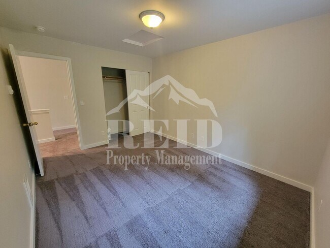 Building Photo - 10309 Frontier Pl NW