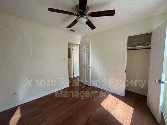 Building Photo - 636 Columbia St