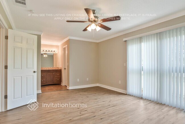 Building Photo - 1157 Chambord Ct