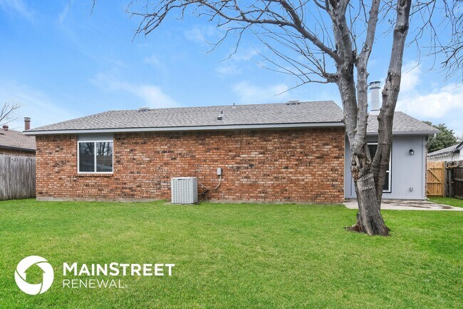 Building Photo - 4217 Longmeadow Way