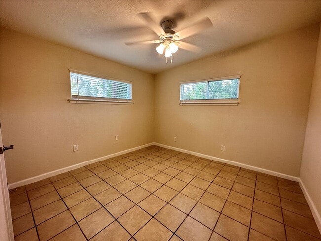 Building Photo - 3357 Frick Rd