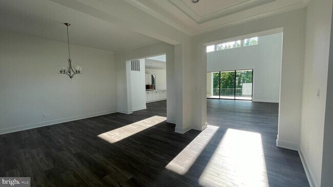 Building Photo - 24827 Yellow Poplar Pl