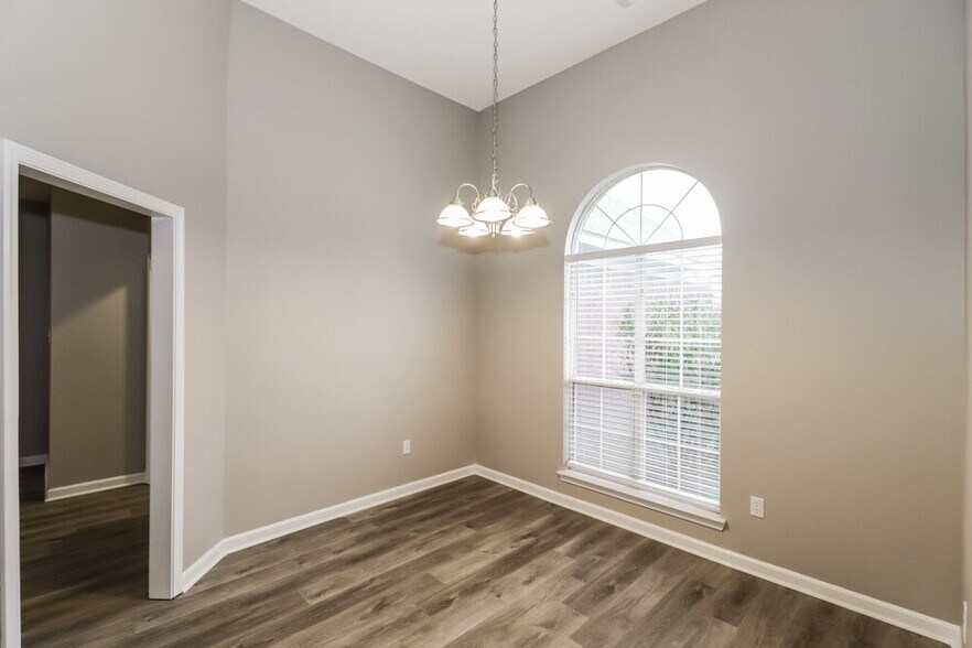 Building Photo - 20 Cypress Grove Cove