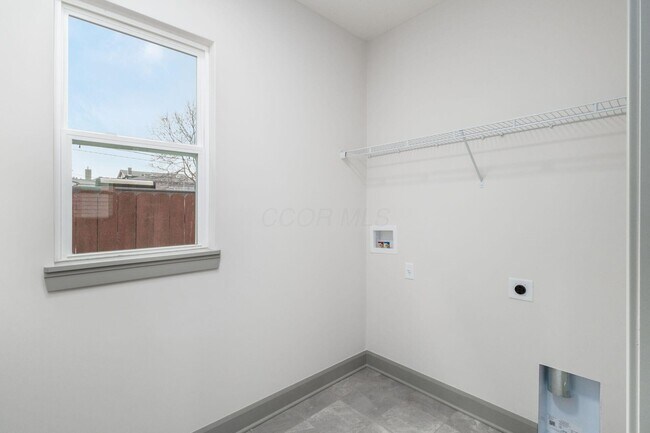 Building Photo - 55 Brehl Ave