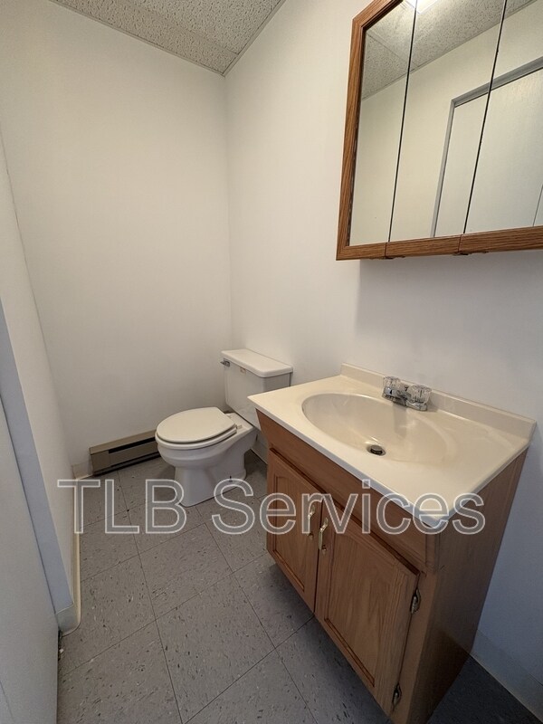 Building Photo - 15927 PA-407