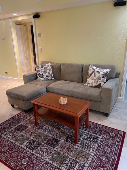 Living Area - 5005 Collins Ave