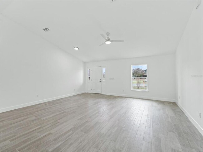 Building Photo - 563 Marion Oaks Blvd