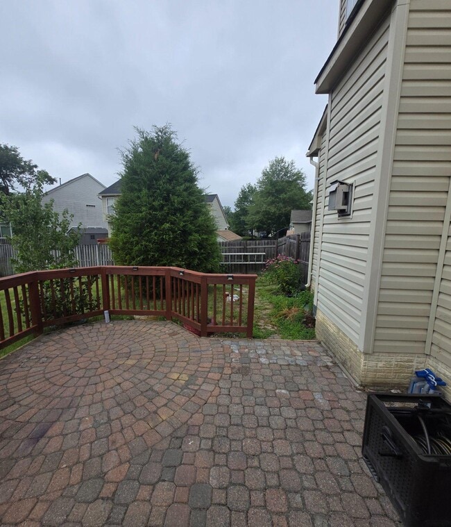 Building Photo - 7811 New Ascot Ln