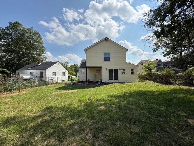 Building Photo - 1471 Frances Ln