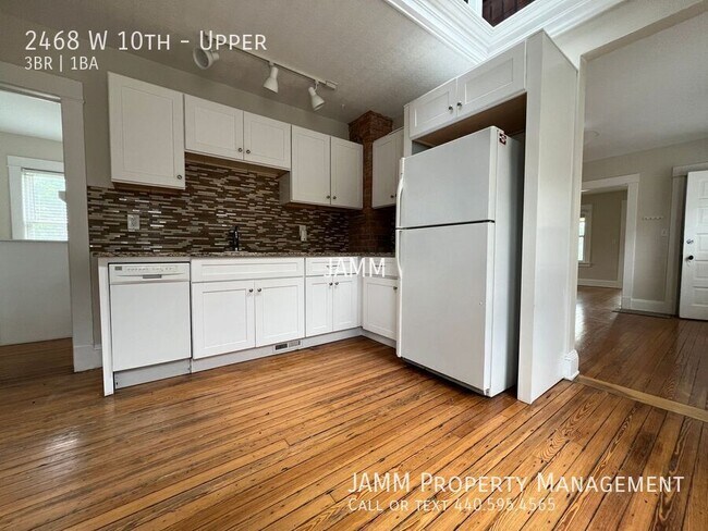 Building Photo - 2468 W 10th-Upper