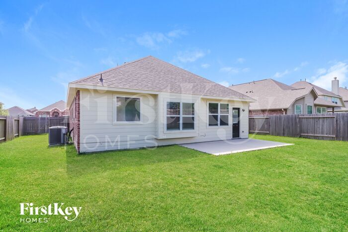 Building Photo - 131 Brazos Dr