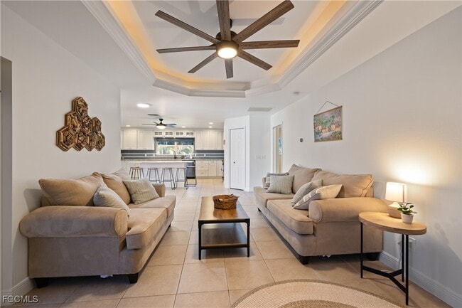 Building Photo - 2309 SW 27th St