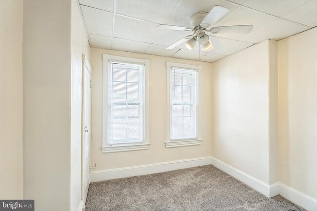 Building Photo - 4031 Pechin St