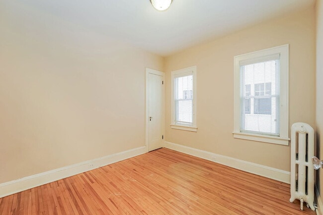 Building Photo - 4949 Penn Ave S