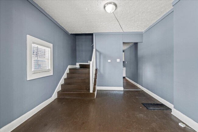 Building Photo - 1752-1752 N Rural St