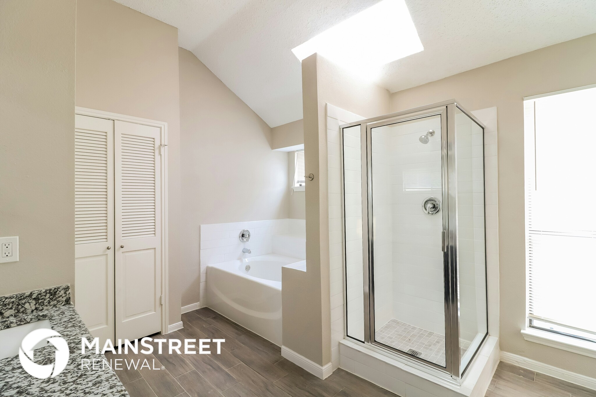 Building Photo - 5103 Nocona Ln