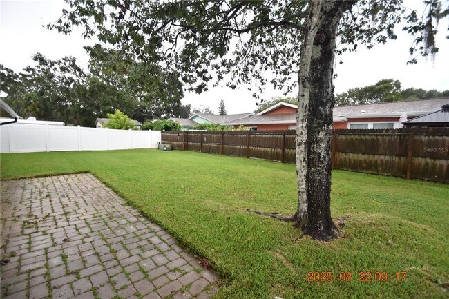 Building Photo - 1455 Ridgelane Cir S