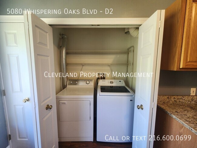 Building Photo - 5080 Whispering Oaks Blvd