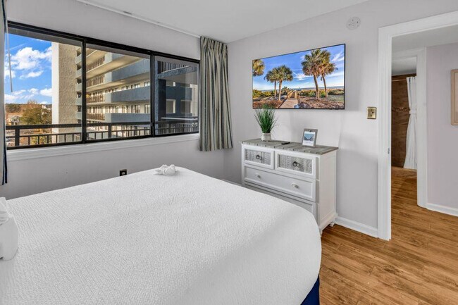 Building Photo - 2001 S Ocean Blvd