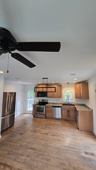 Building Photo - 4203 Jefferson Pike