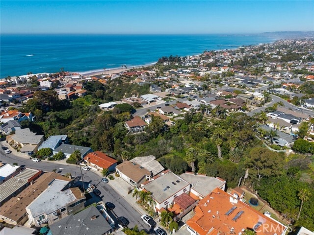 Building Photo - 214 Avenida Montalvo