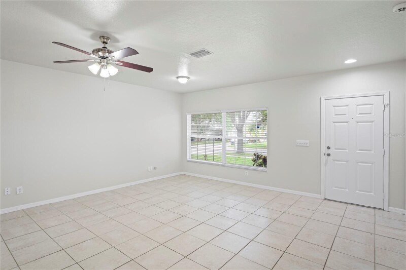 Building Photo - 456 Summer Sails Dr