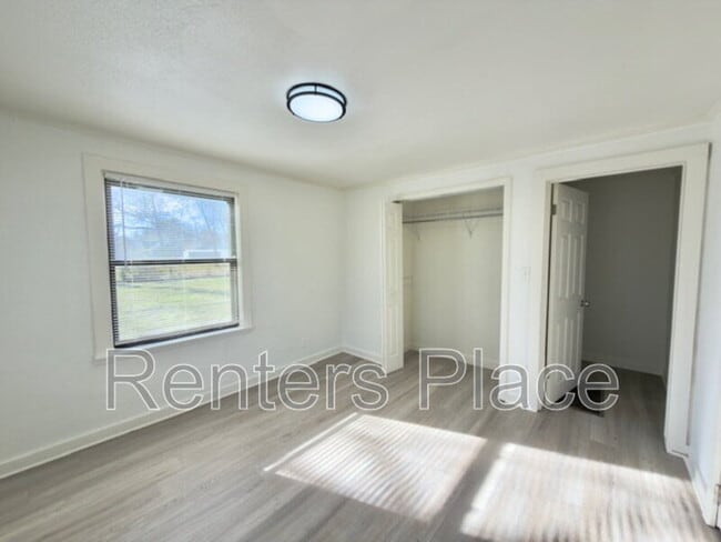 Building Photo - 5736 S Quincy Pl