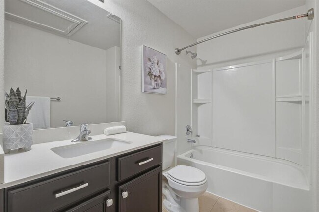 Building Photo - 13313 Harry S Truman Dr