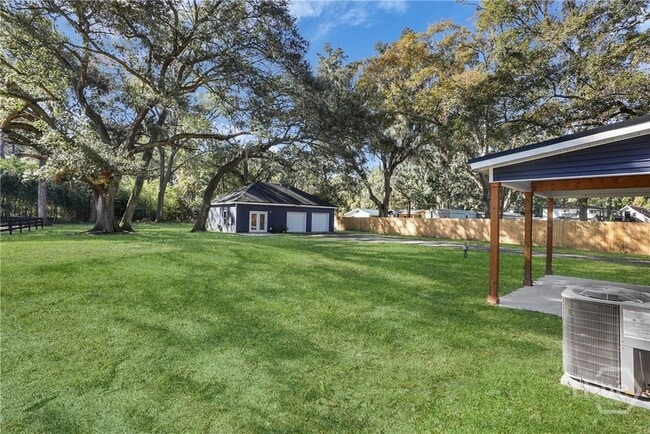 Building Photo - 309 Honey Ridge Rd