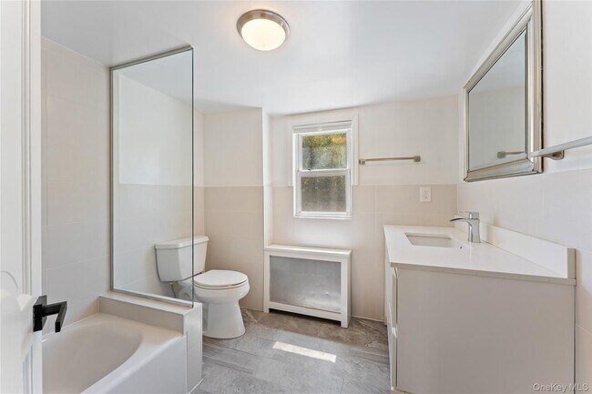Building Photo - 128 Moorland Dr