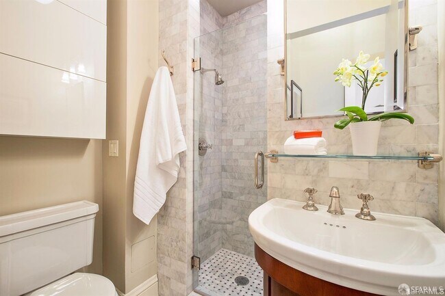 Building Photo - 850 Powell St