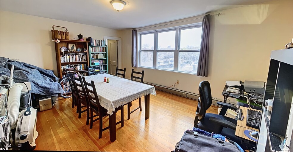 Building Photo - 400 Highland Ave