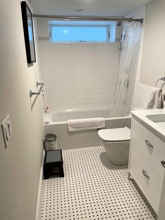 Building Photo - 15 Bonwood St