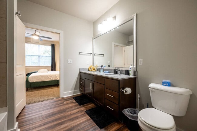Building Photo - 7630 Solana Dr