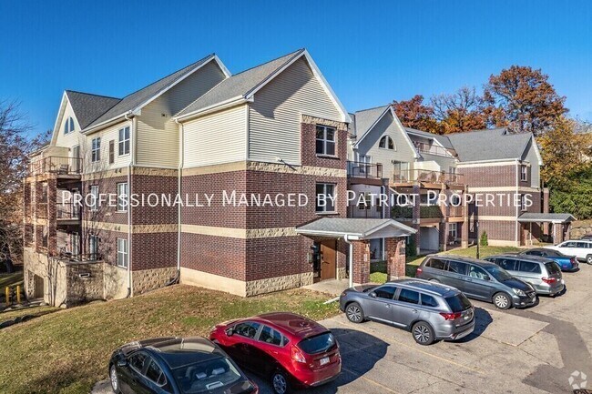 Building Photo - 1609 N Thompson Dr