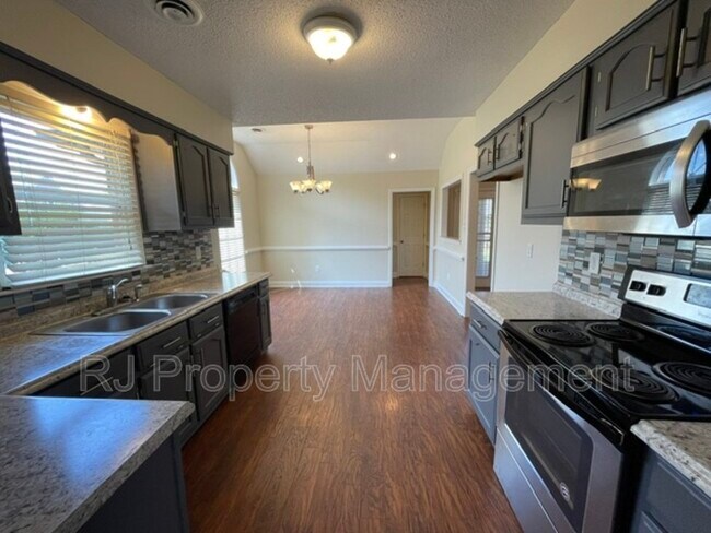 Building Photo - 5019 Horizon Cove