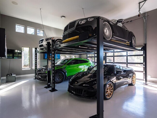 Building Photo - 14900 Copper Ridge Ln