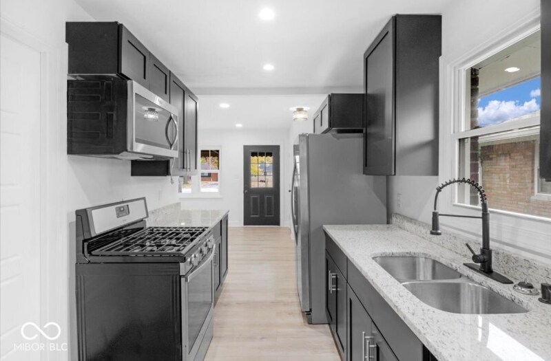 Building Photo - 4119 N Butler Ave