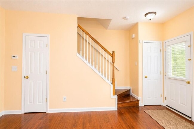 Building Photo - 1745 Kilmington Ct
