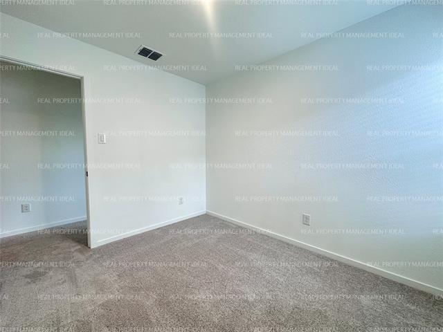 Building Photo - 718 Sandhill Crane Ln