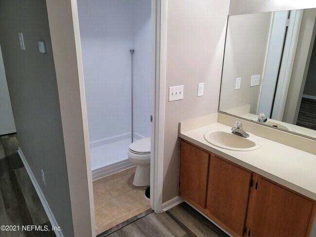 Building Photo - 5553 Greatpine Ln S