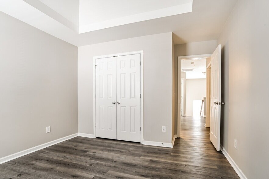 Building Photo - 1315 Ben Livingston Rd