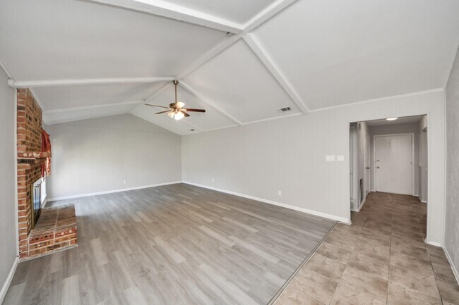 Building Photo - 7303 Foxwick Ln